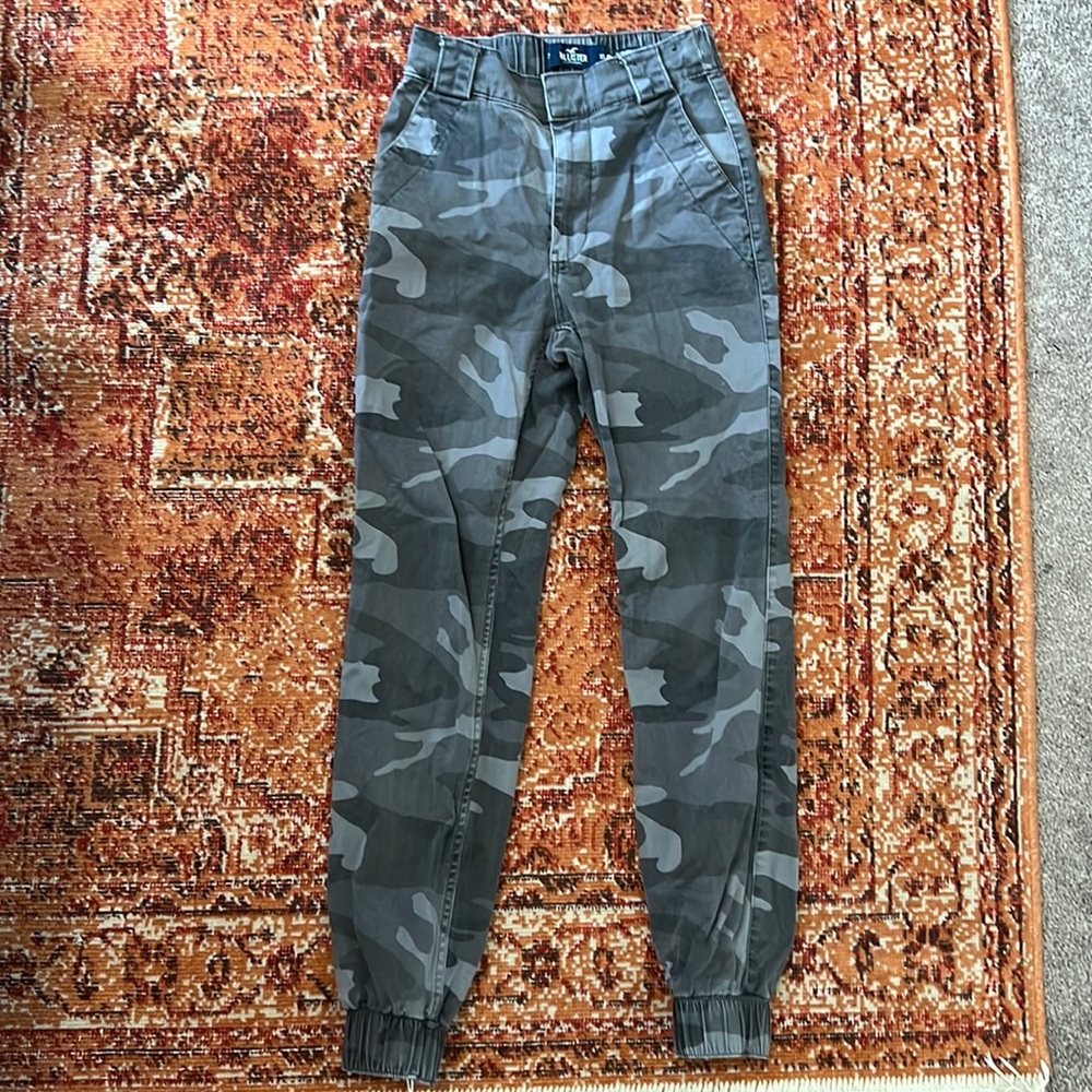 CAMO JOGGERS